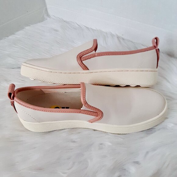 Coach G5310 Women's Loafer Pink Leather Shoes size 9B - Picture 4 of 9